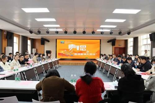 http://xuegong.hubei-university.com/__local/8/00/C6/B7B7D09047C947BE9CA591B41E6_3DFEDAD1_5FD33.png
